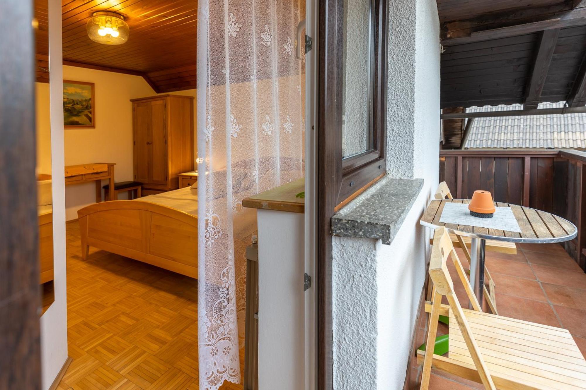 Apartments Pri Urhu Bohinj Exterior foto